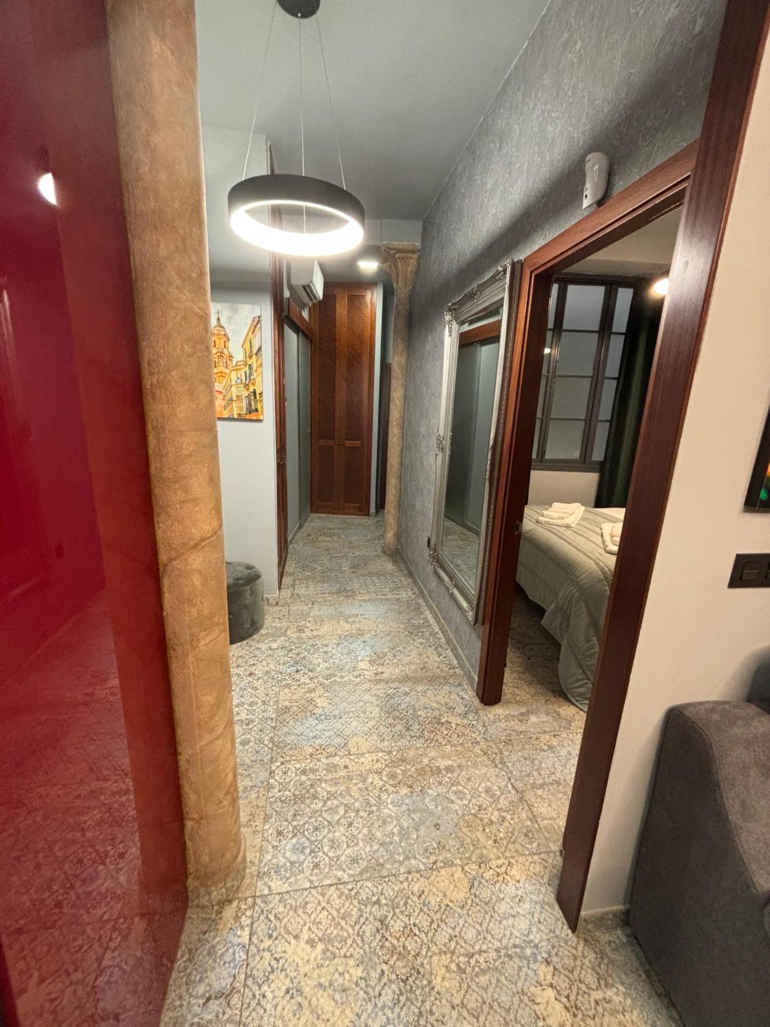 Alma De Malaga 2Br Stay With Art History & Comfort In The Heart Of The City Малага Екстериор снимка
