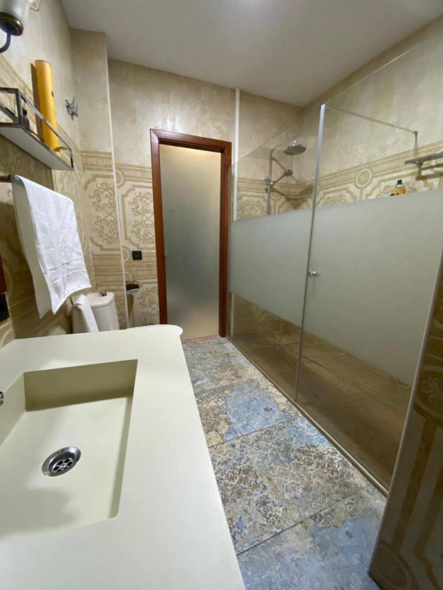 Alma De Malaga 2Br Stay With Art History & Comfort In The Heart Of The City Малага Екстериор снимка