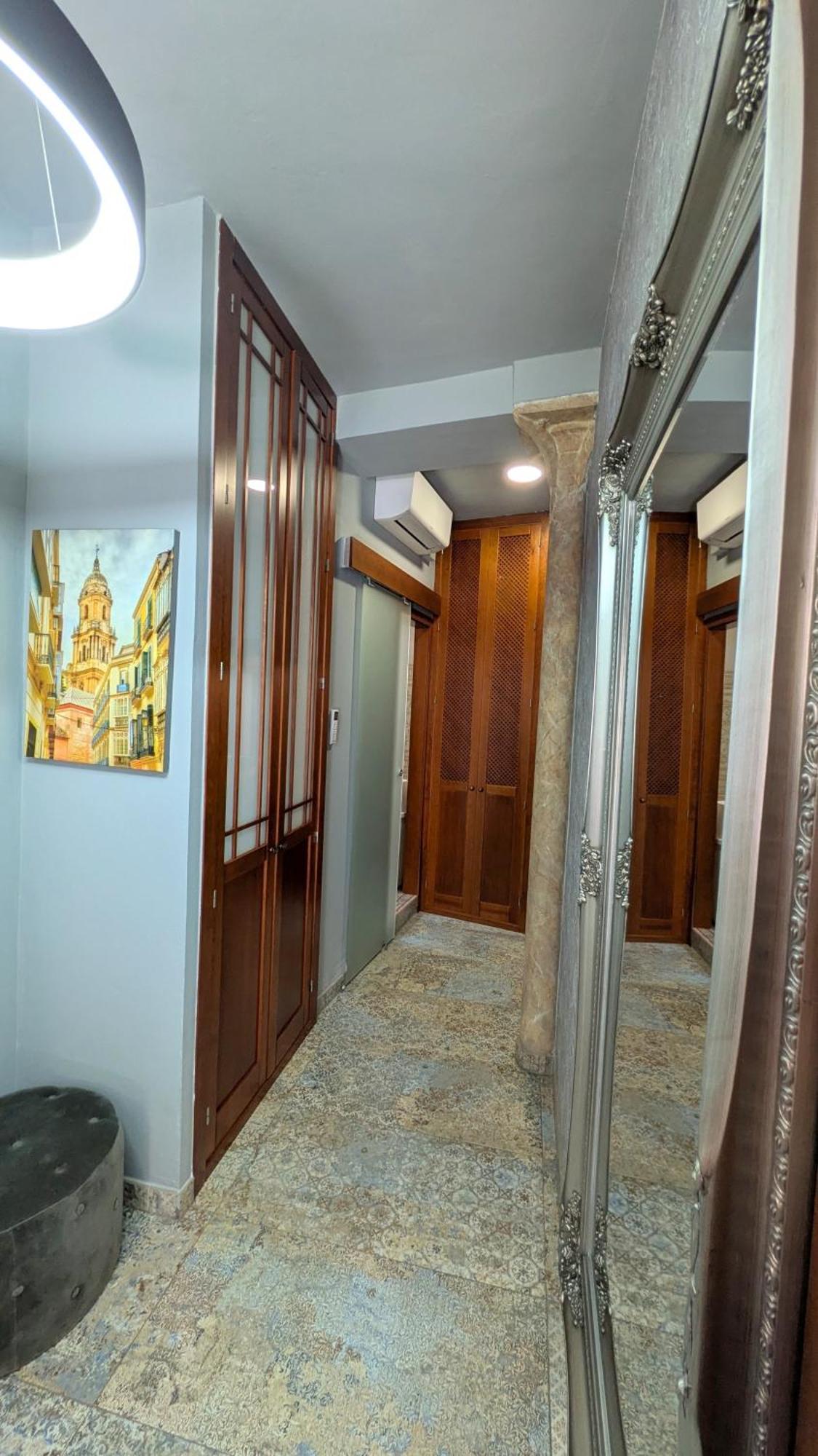 Alma De Malaga 2Br Stay With Art History & Comfort In The Heart Of The City Малага Екстериор снимка